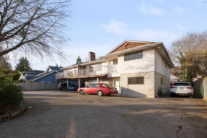 4771 Steveston Highway — photo 1