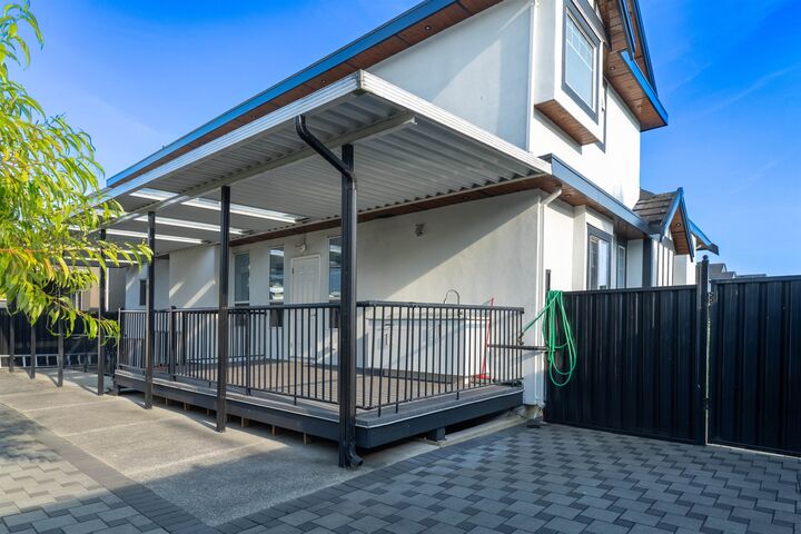 Property Photo: 15167 70A Avenue BC V3S 8A5
