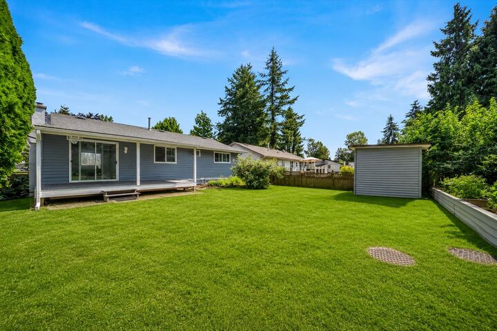 Property Photo: 13914 80B Avenue BC V3W 9B4