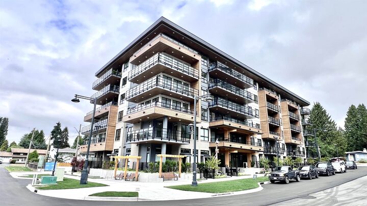 10065 133 Street 501 — photo 1