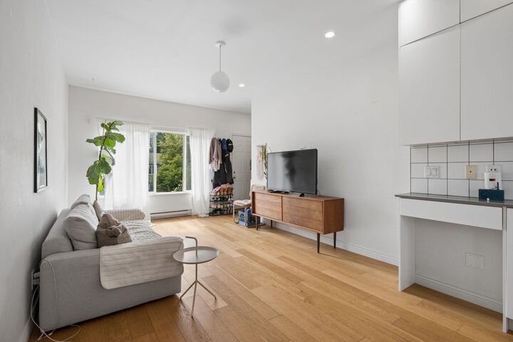 Property Photo: 3559 Lakewood Street BC V5N 4V7
