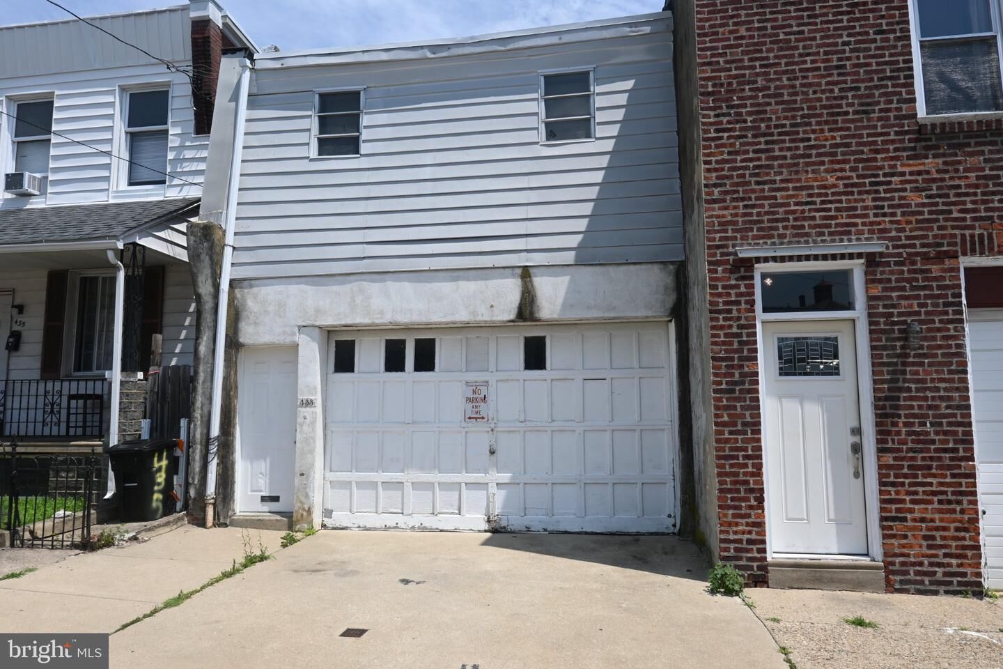 Property Photo: 433 N Gross Street PA 19151