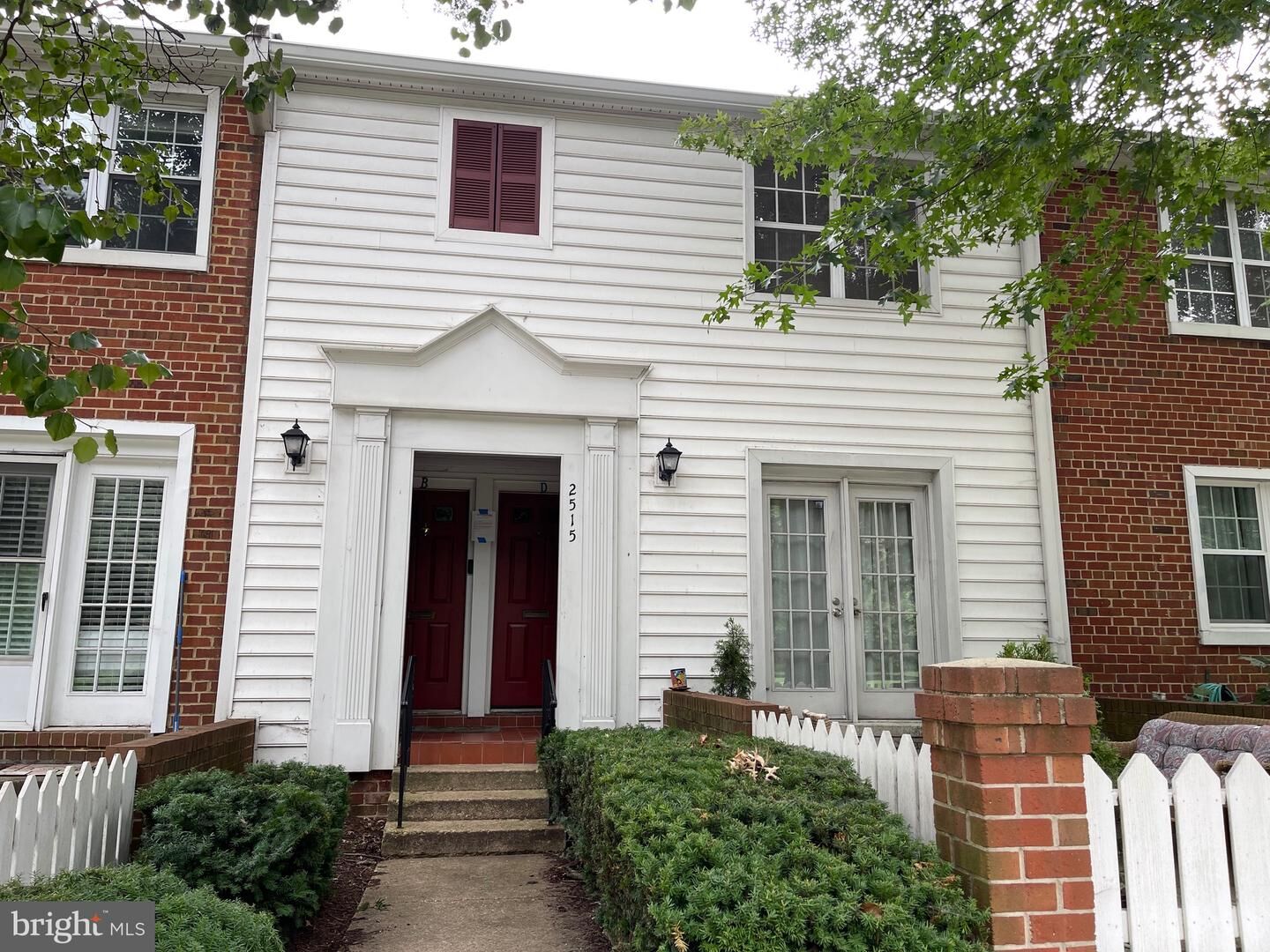 Property Photo:  2515 S Walter Reed Drive D  VA 22206 