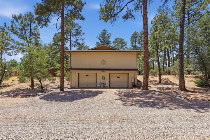 Property Photo:  703 E Park Drive  AZ 85541 