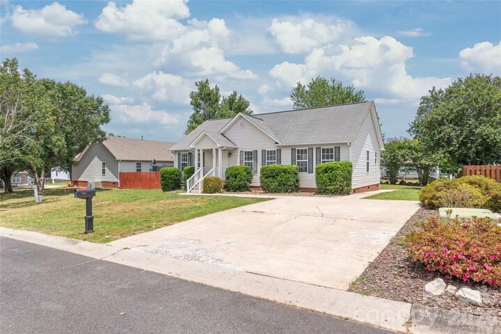 Property Photo: 1805 Lawton Drive SC 29730