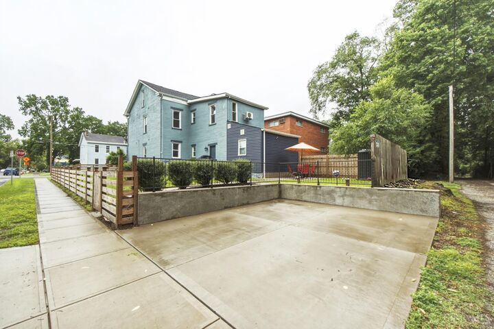Property Photo: 1236 Regent Avenue OH 45237