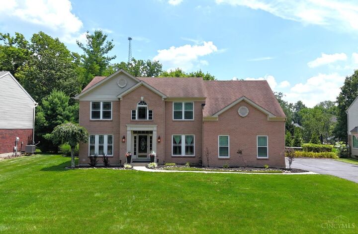 Property Photo: 5594 Autumn Wynd Lane OH 45150