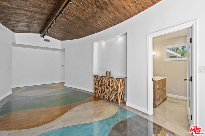 Property Photo: 29260 Sea Lion Pl CA 90265