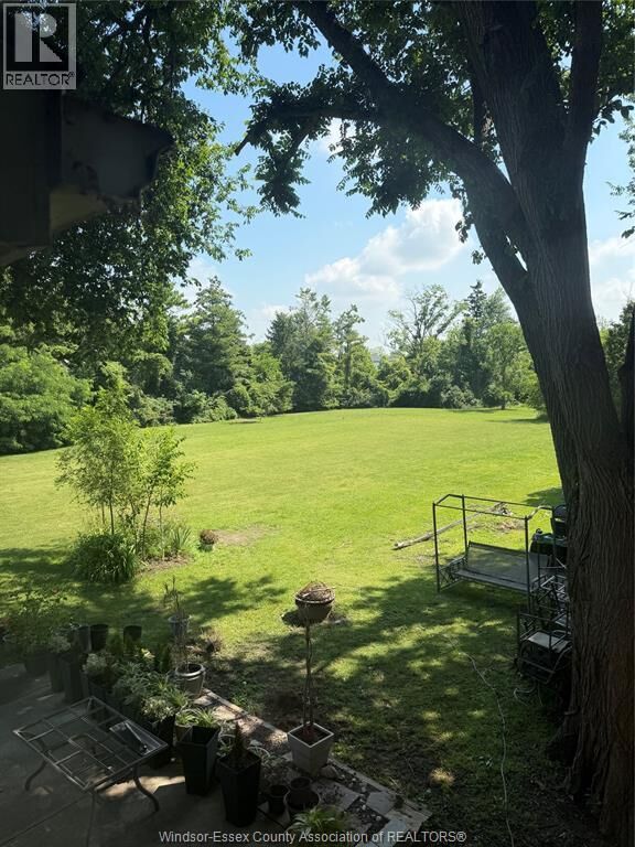Property Photo:  695 Front Road North Upper  ON N9V 2V6 