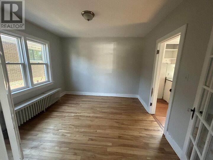 Property Photo: 288 Patrick St ON P6C 3Y8