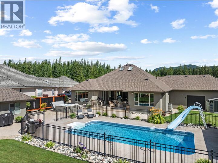 2714 Golf Course Drive — photo 1