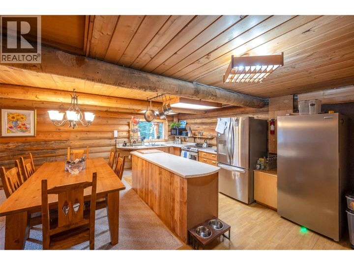 Property Photo: 121 The Circle BC V2A 0E2