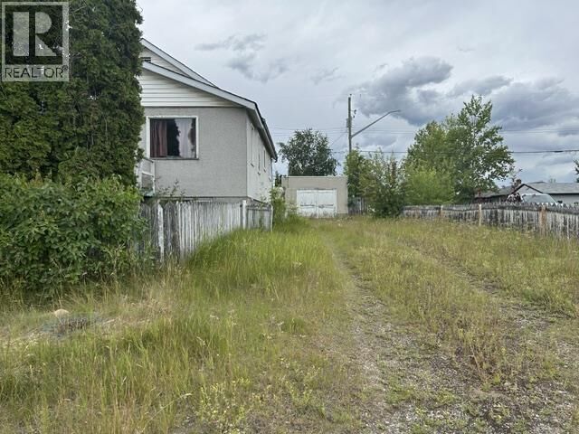 Property Photo:  719 Gillett Street  BC V2M 2T8 