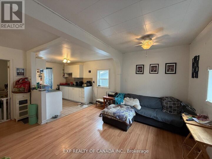 Property Photo:  170 Kent Avenue  ON P4N 3C1 