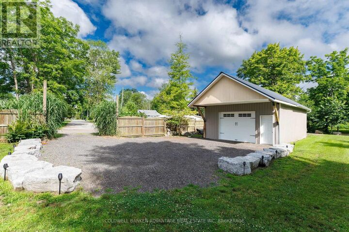 Photo de la propriété: 10448 Lakeshore Road West ON L3K 5V4