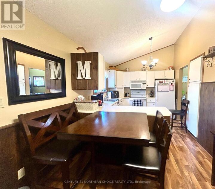 Property Photo:  626 Second Street West  ON P9A 2Z8 