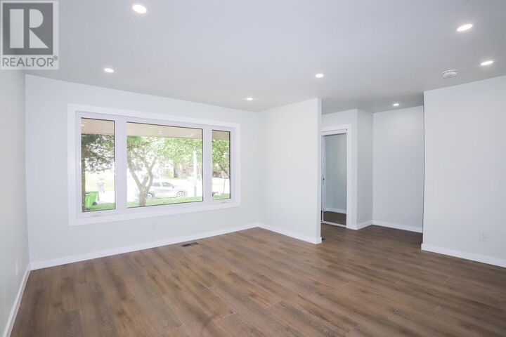 Property Photo: 30 Copernicus Dr ON P6A 6H2