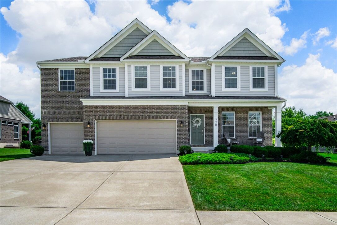 Property Photo:  1720 Red Clover Drive  OH 45036 
