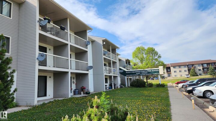 Property Photo: 5705 51 Street 304 AB T0A 1A0