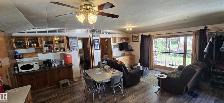 Property Photo:  406 60331 RR 124  AB T0A 3C0 