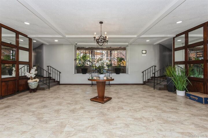 Property Photo:  325 King Street 3I  NY 10573 