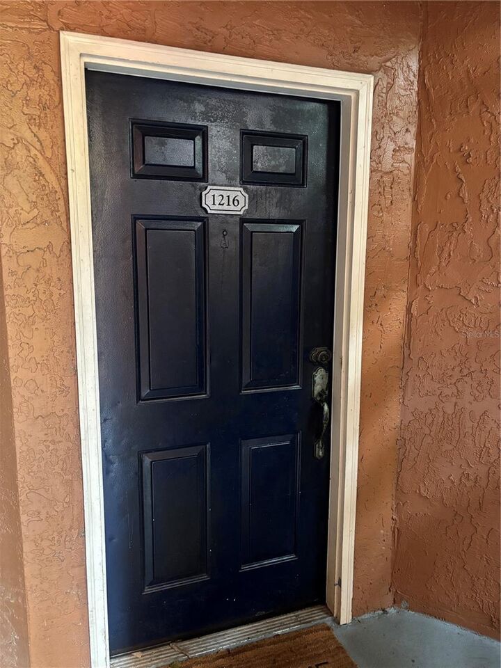 Property Photo: 5148 Conroy Road 1216 FL 32811