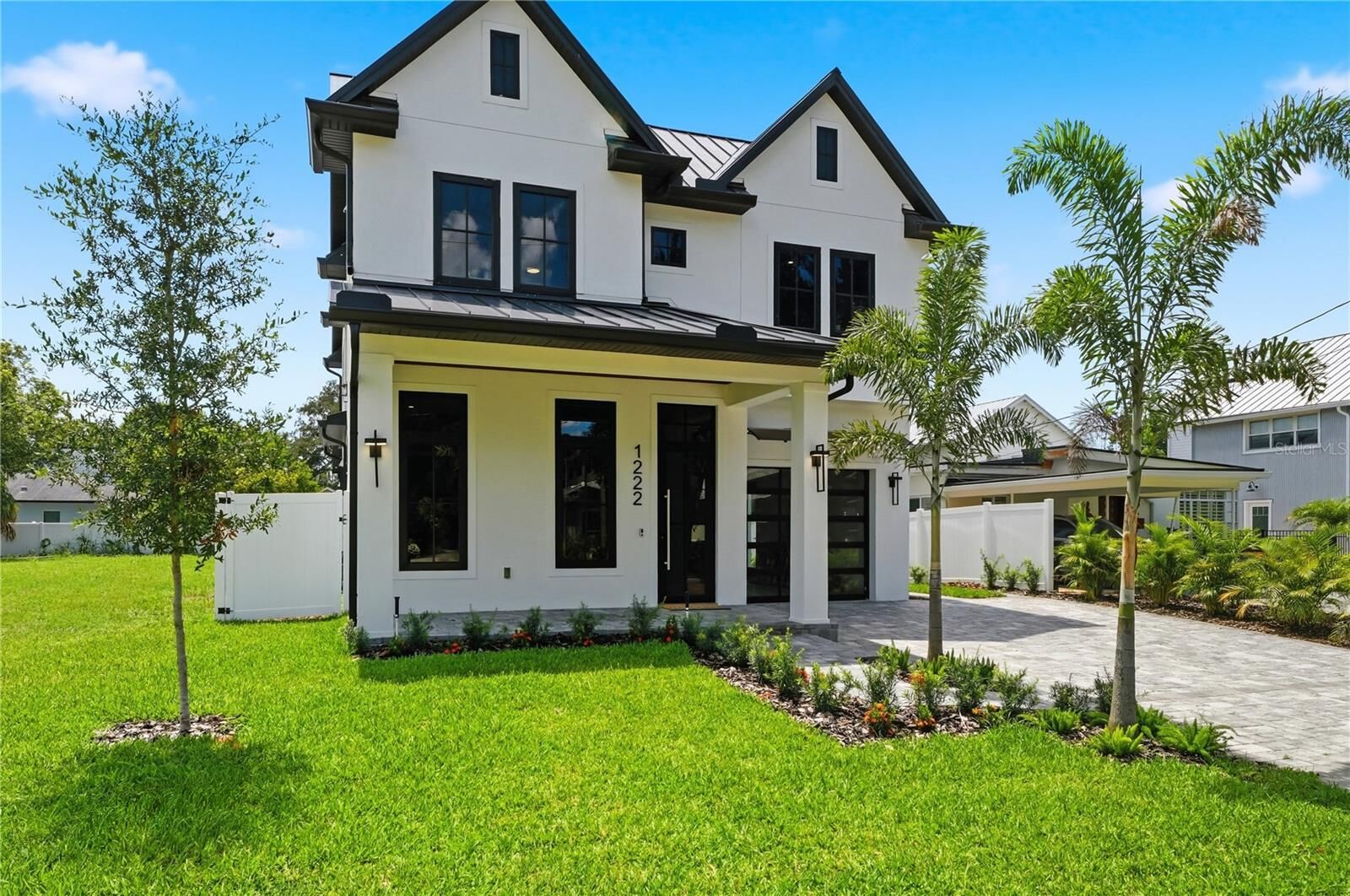 Property Photo: 1222 Poinsettia Avenue FL 32804