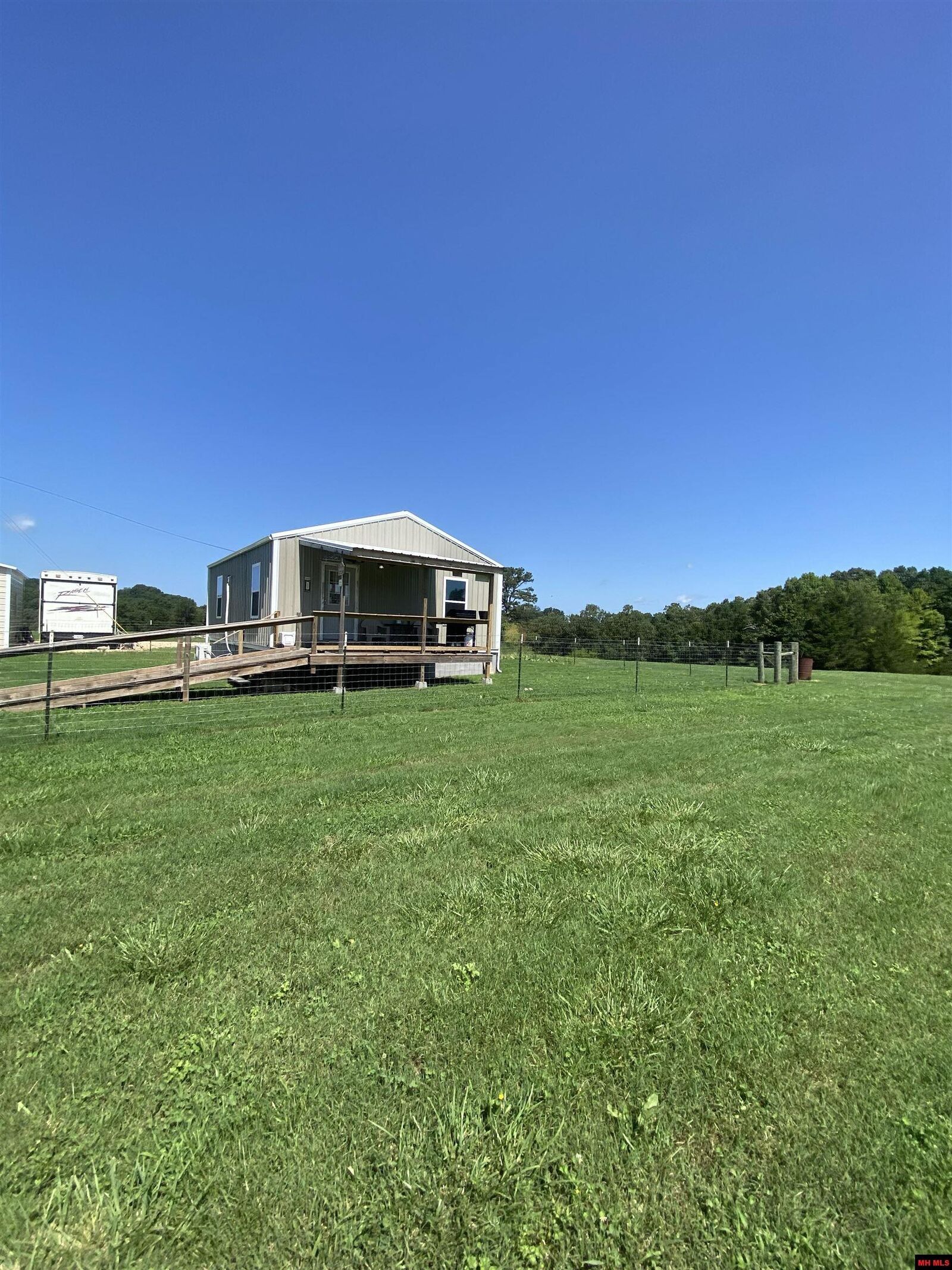 Property Photo:  285 Mustang Drive  AR 72650 