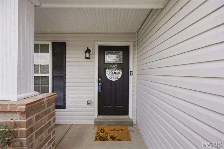 Property Photo:  707 Switchgrass Drive  MO 63385 
