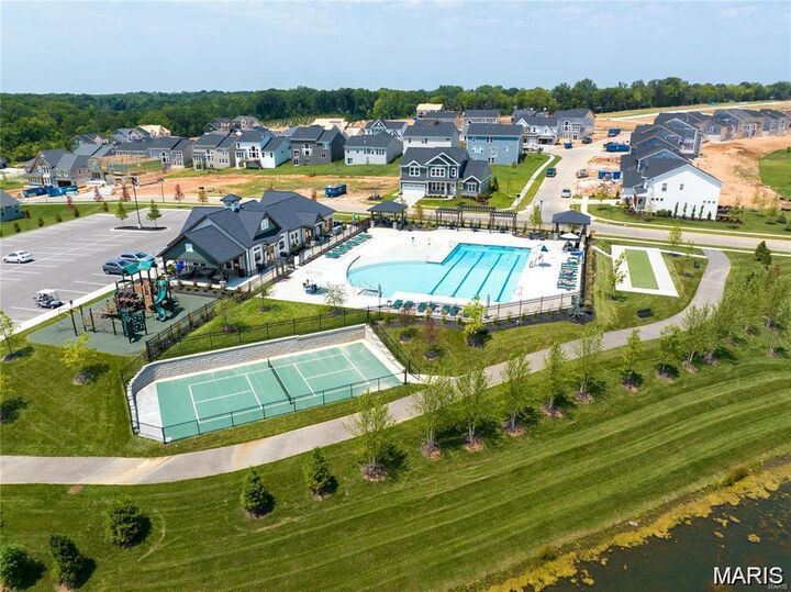 Property Photo:  122 Mora Boulevard 450-502  MO 63368 