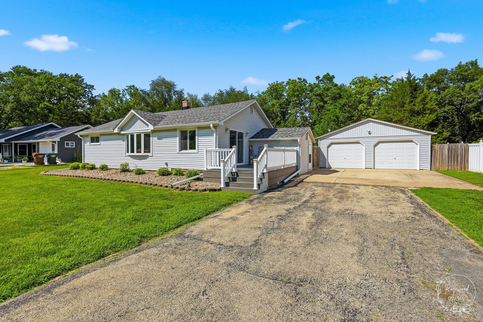 Property Photo:  1925 W State Route 113  IL 60901 