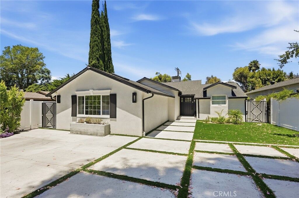 Property Photo: 21231 San Miguel Street CA 91364
