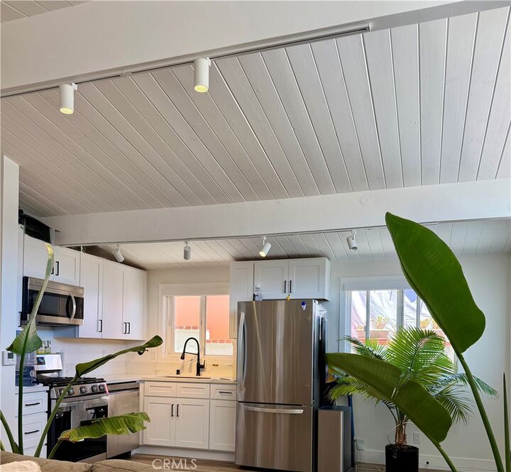 Property Photo: 1140 W Balboa CA 92661