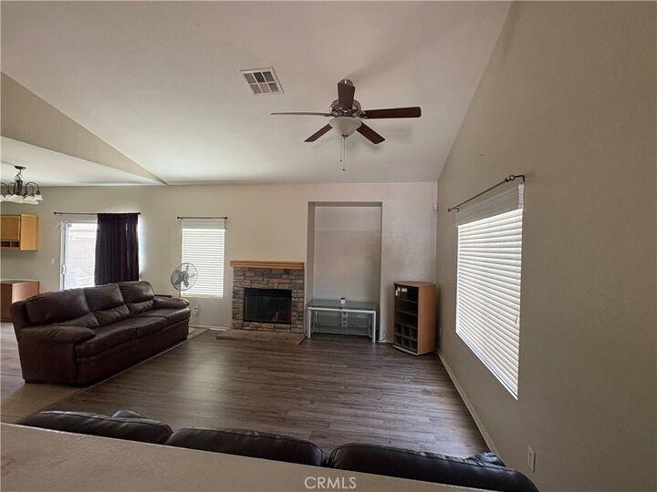 Property Photo: 13073 Glendale Place CA 92392