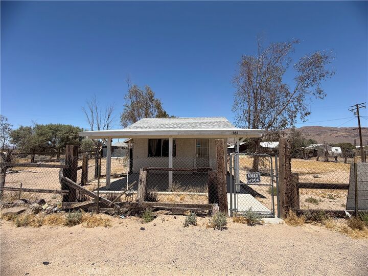 Property Photo:  567 W Yermo  CA 92398 
