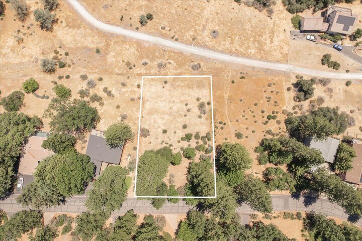 Property Photo:  1202 Heather Drive  CA 95247 
