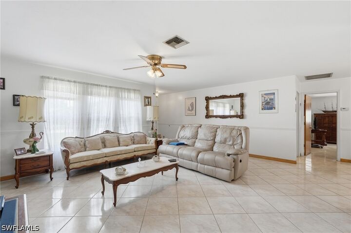 Property Photo:  246 SW 37th Street  FL 33914 
