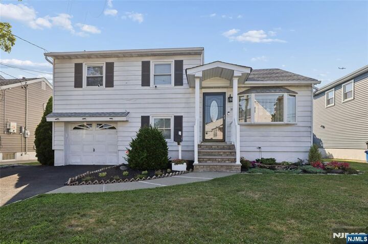 Property Photo:  10 Truman Road  NJ 07031 