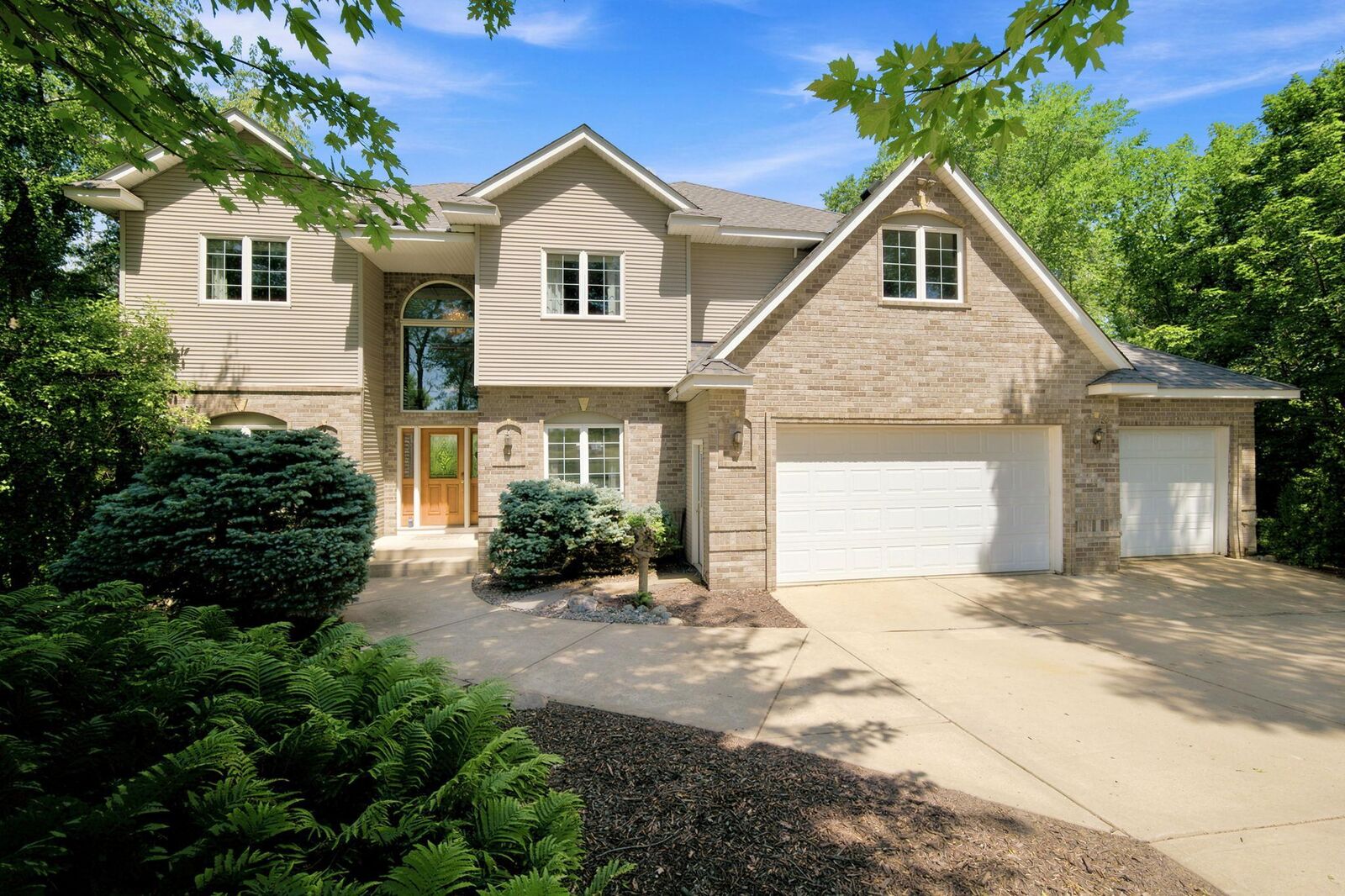 Property Photo:  26990 Langford Avenue  MN 56071 