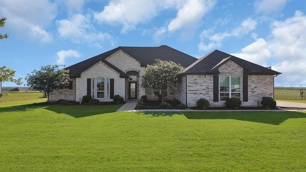 Property Photo: 259 Durning Road TX 75495