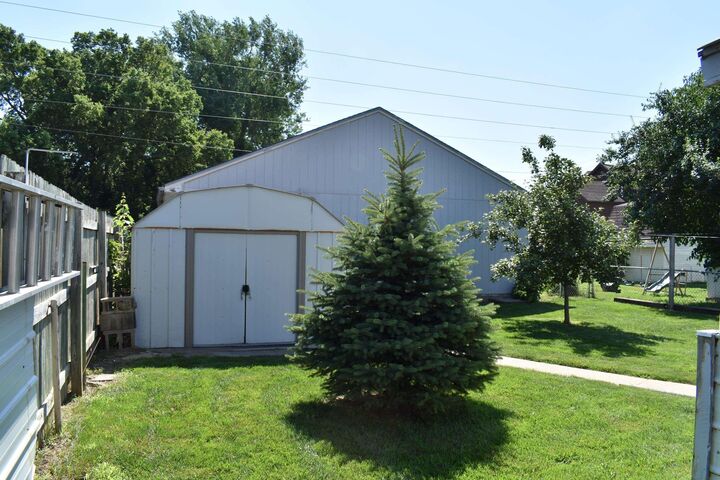 Property Photo:  2612 Center Street  IA 51103 