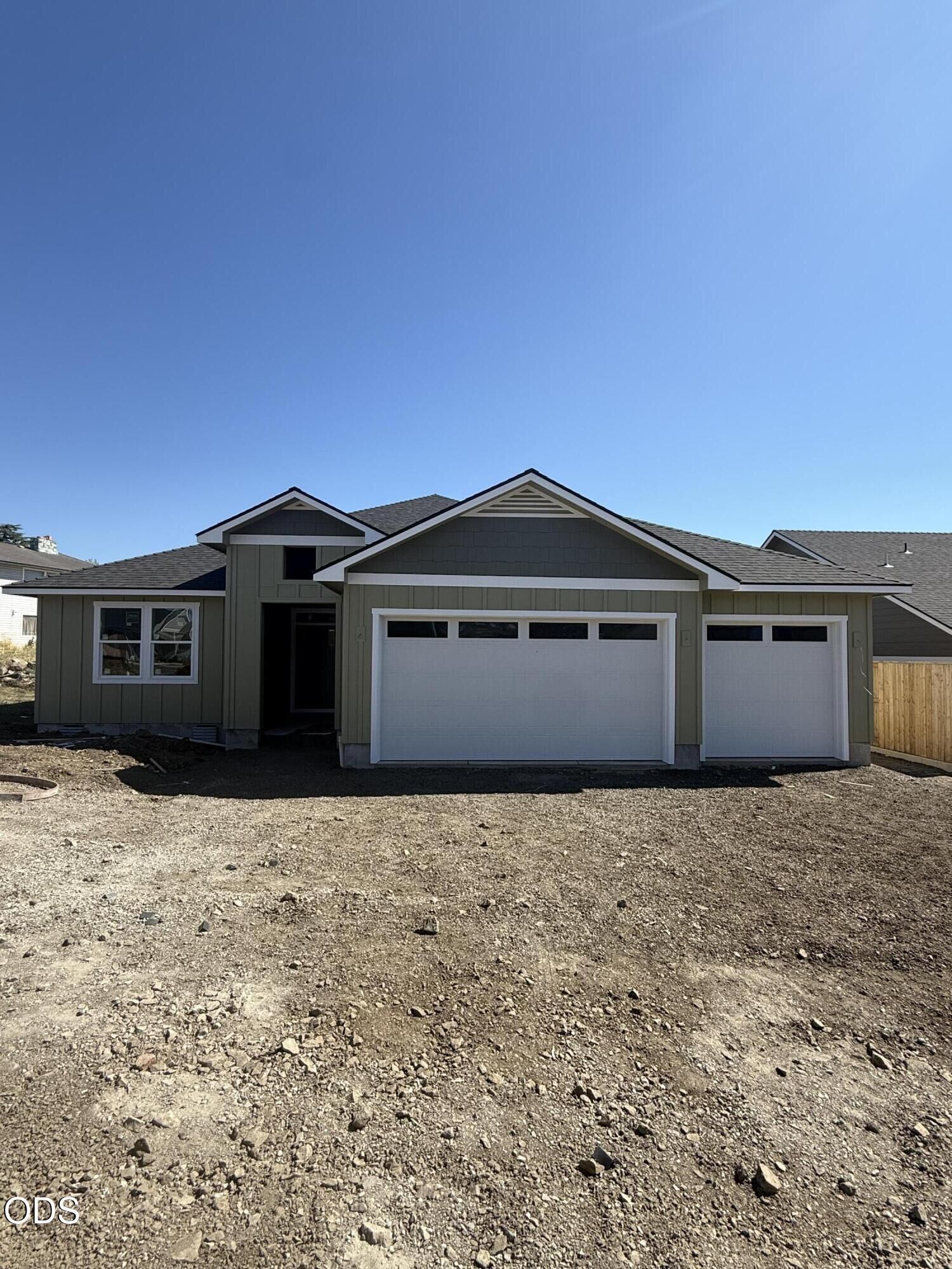 Property Photo:  3366 Viewpoint Drive  OR 97504 
