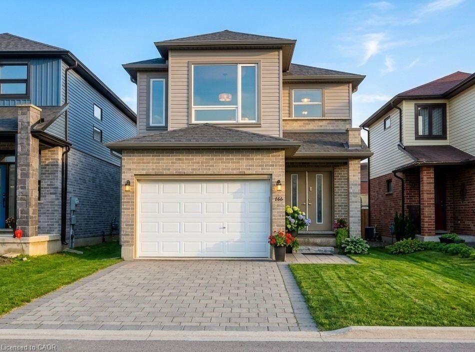 Property Photo:  766 Freeport Street  ON N6G 0R4 