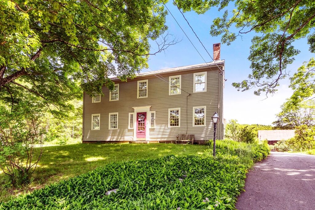 Property Photo:  287 Williamsburg  MA 01096 