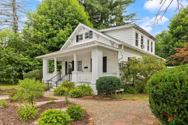Property Photo:  484 Groveland St  MA 01830 
