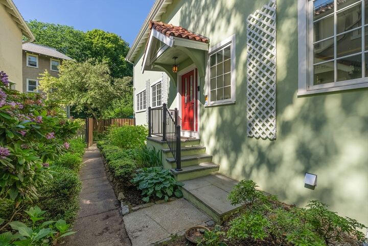 Property Photo: 4 Gracewood Park 4 MA 02138