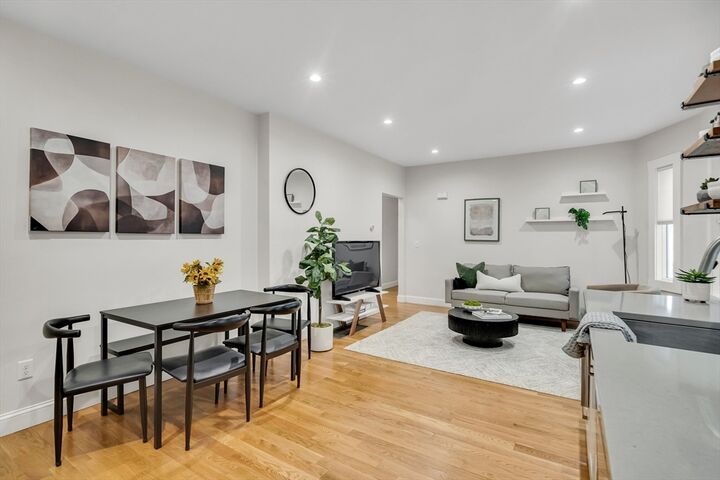 Property Photo:  26 Hardwick St 1  MA 02141 