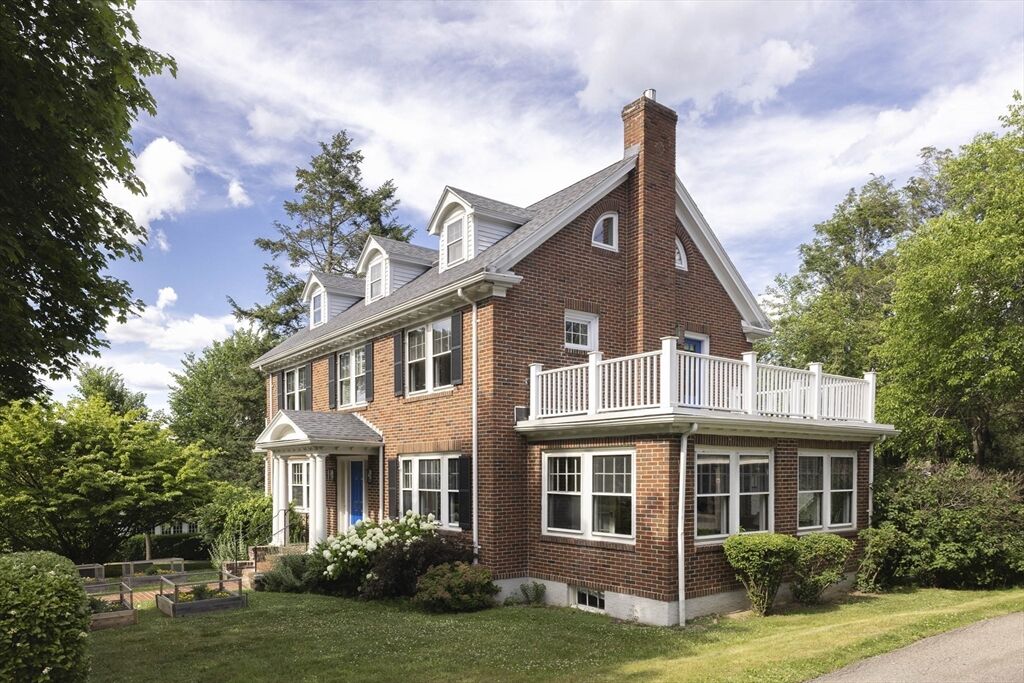 Property Photo:  156 Common Street  MA 02478 