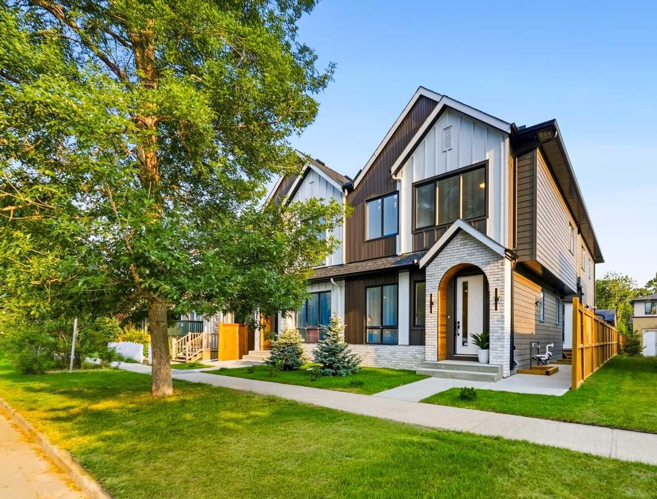 Property Photo: 521 15 Avenue NE 2 AB T2E 1H7