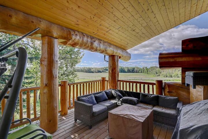 Property Photo: 705071 Range Road 64 AB T8V 0A7